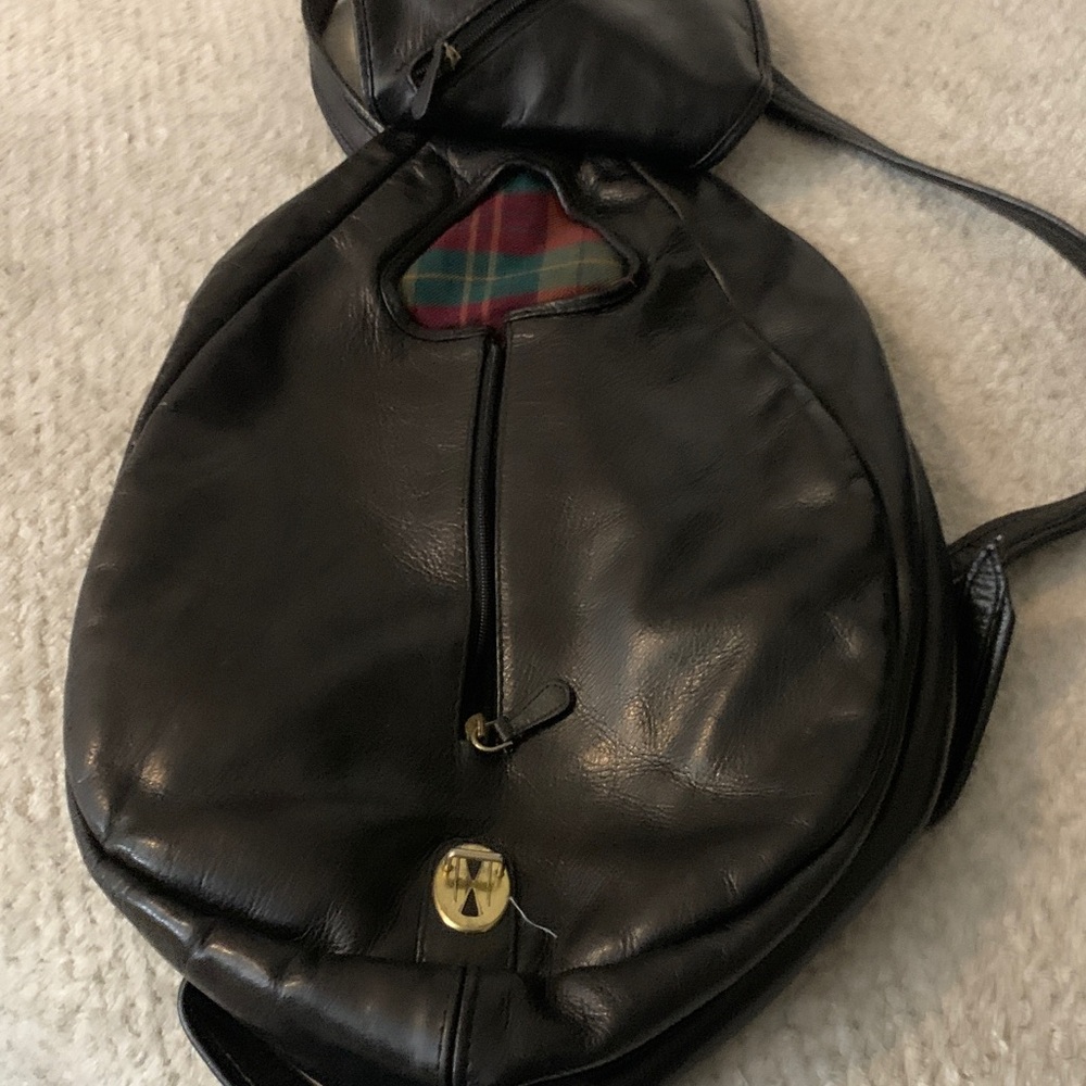 Leather backpack - image 2